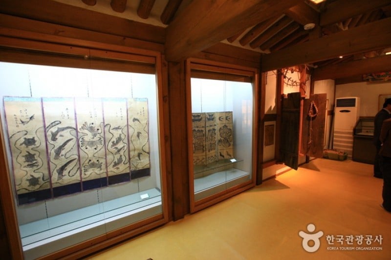Gahoe Museum  (10/15)