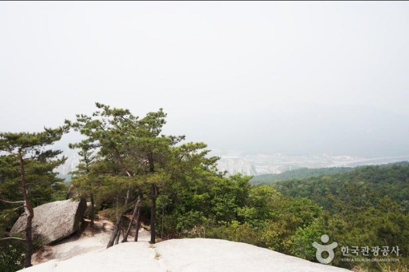 Suraksan Mountain  (4/10)