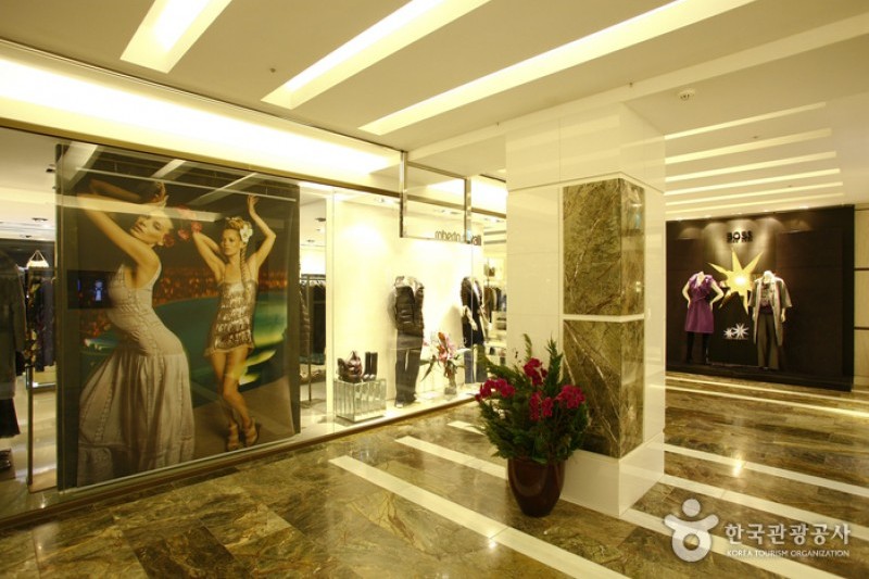 Lotte Department Store - Avenuel Branch  (3/5)