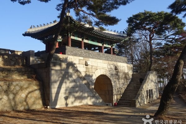 Sukjeongmun Gate