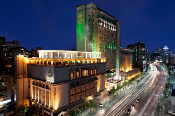 Imperial Palace Hotel