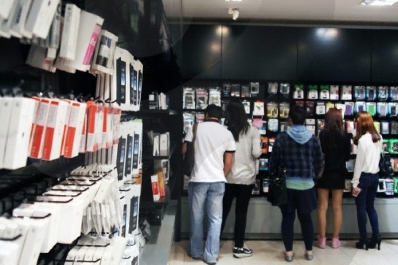 Frisbee - Hongdae Branch  (1/7)