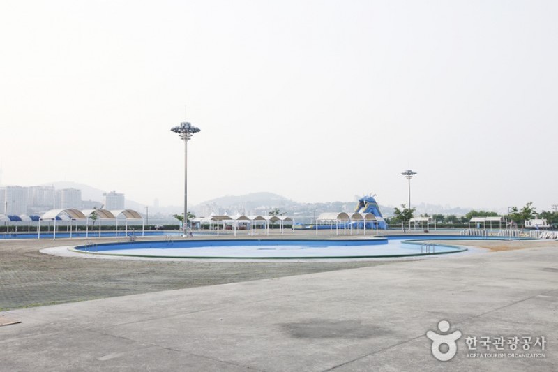 Jamwon Hangang Park  (1/3)