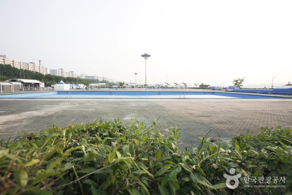 Jamwon Hangang Park