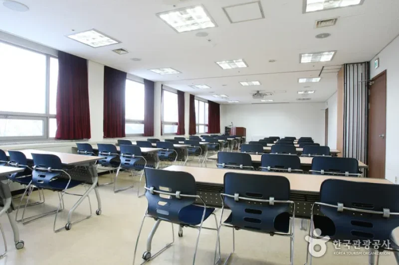 Seoul Youth Hostel (서울유스호스텔) (5/9)