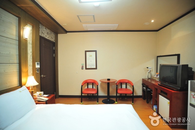 Youngbin Hotel - Goodstay 