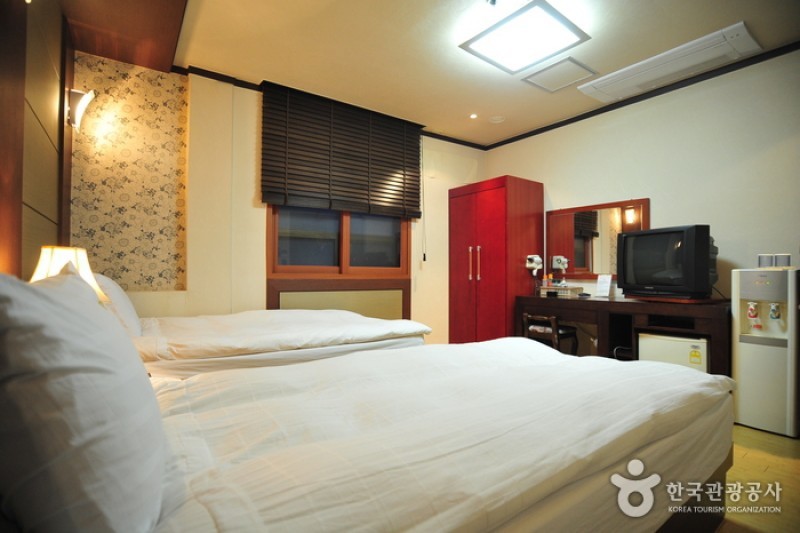 Youngbin Hotel - Goodstay 