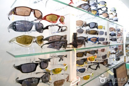 Eyedaq Optician - Myeongdong Branch 