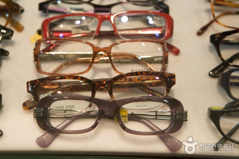 Eyedaq Optician - Myeongdong Branch  (8/9)