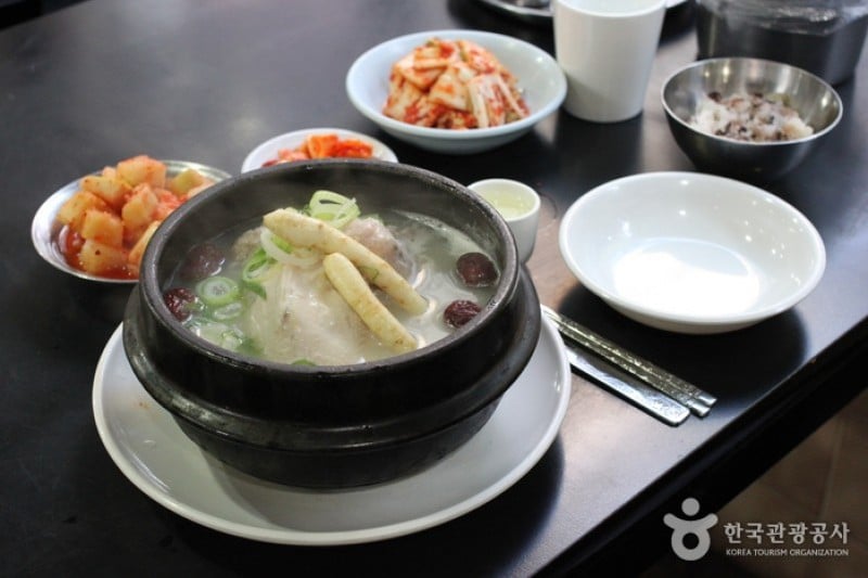 Baekje Samgyetang  (1/13)
