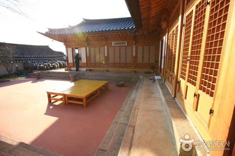 Hansangsoo Embroidery Museum  (6/12)