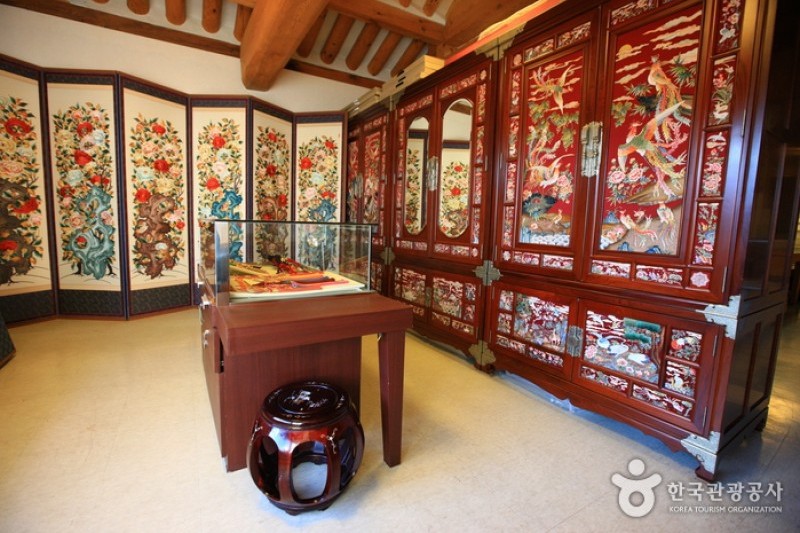 Hansangsoo Embroidery Museum  (11/12)