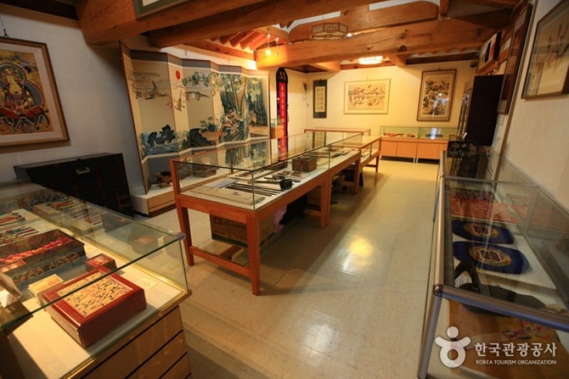 Hansangsoo Embroidery Museum  (12/12)