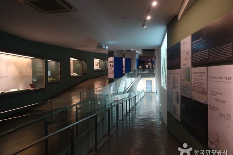 Cheonggyecheon Museum  (5/13)