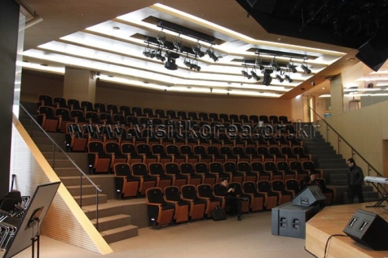 Olleh Square Dream Hall  (10/17)