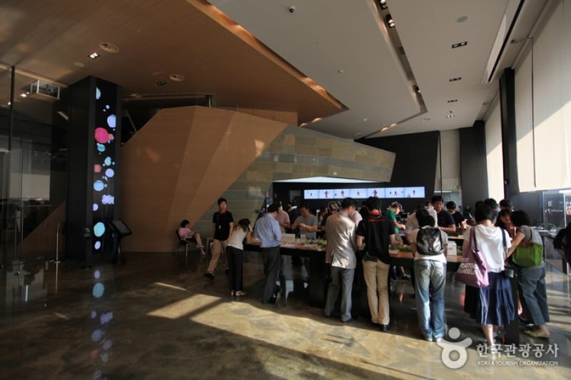 Olleh Square Dream Hall  (14/17)