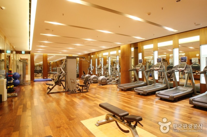 Courtyard by Marriott Seoul Times Square  (8/19)