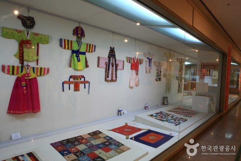 Chojun Textile &amp; Quilt Art Museum 
