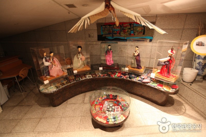 Chojun Textile &amp; Quilt Art Museum 
