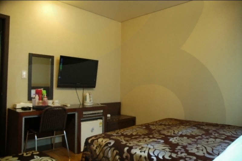 M. Biz Hotel - Goodstay  (7/16)
