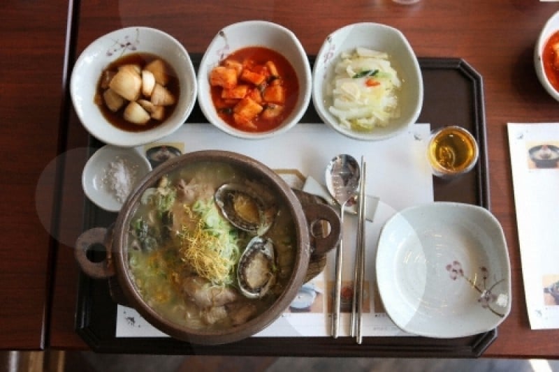Hwanghu Myeongga  (1/11)