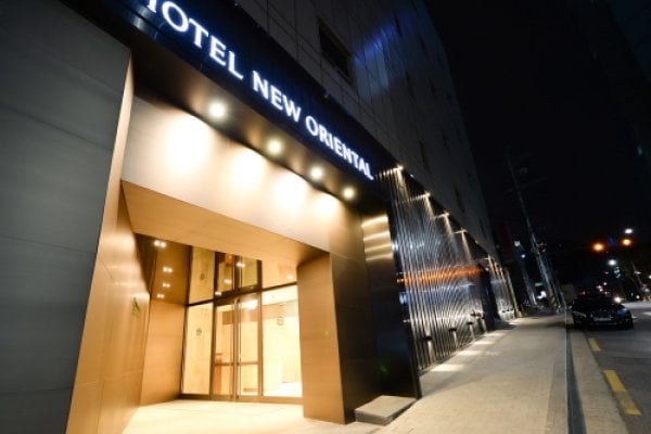 New Oriental Hotel