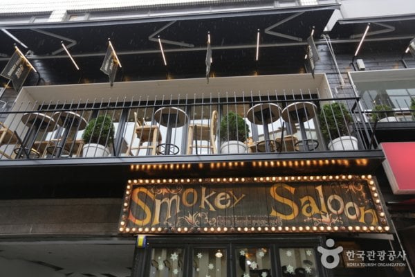 Smokey Saloon – Itaewon Branch