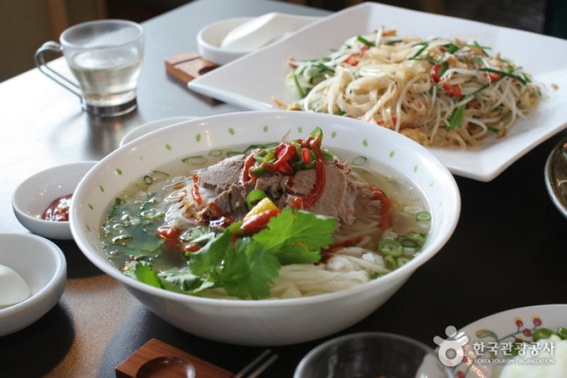 Pho'na Thai (1/5)