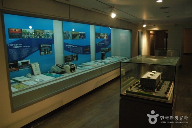 Shinhan Museum  (9/16)