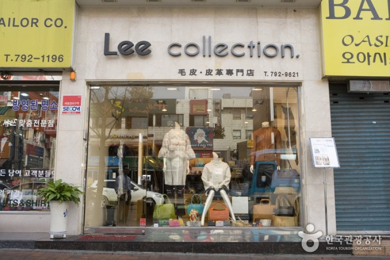 Lee Collection  (1/10)