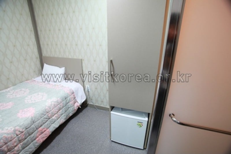 Nana Residence - Goodstay  (17/21)