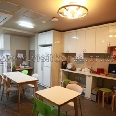 Nana Residence - Goodstay 