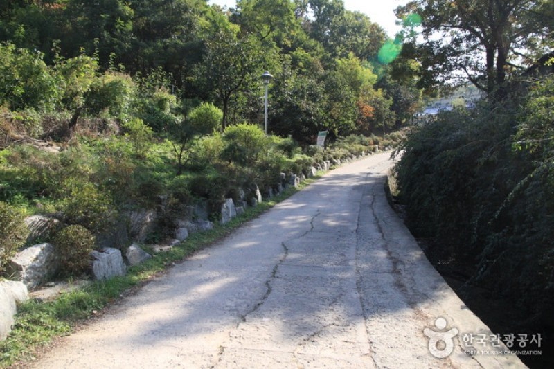 Bonghwasan Mountain (Seoul) (봉화산 (서울)) (5/5)