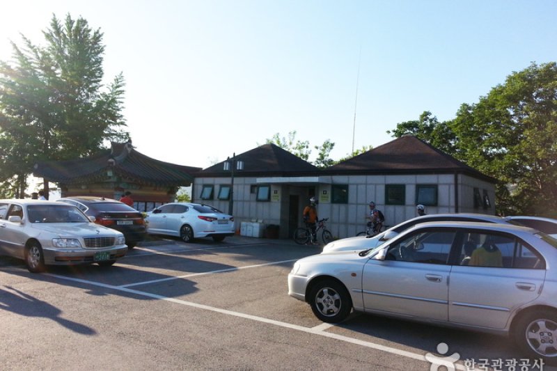 Bugak Skyway Palgakjeong Pavilion (북악스카이 팔각정) (6/13)
