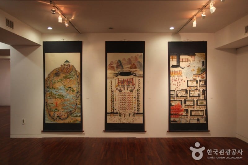 Bukchon Art Museum  (3/4)