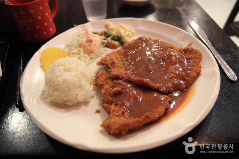 Ondal Wang Donkatsu (온달왕돈까스) (2/4)