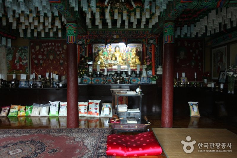 Inwangsa Temple (인왕사 (서울)) (4/17)