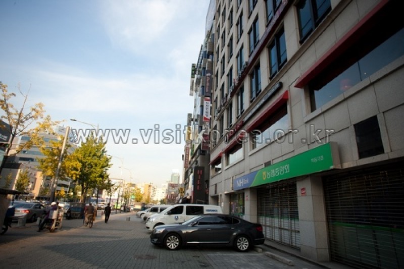 Ho Lee Chow - Abgujeong Branch  (2/6)