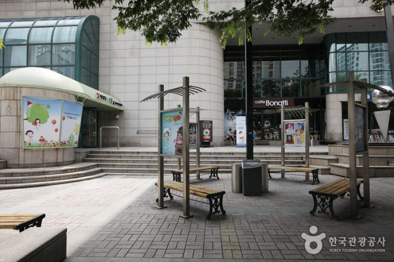 Yearimdang Art Hall  (1/6)