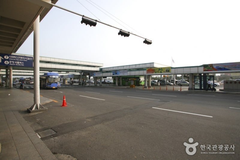 Gimpo International Airport  (1/5)