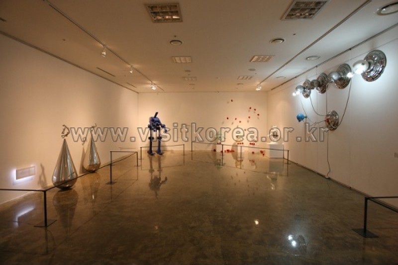 Sang Sang Tok Tok Gallery  (12/22)