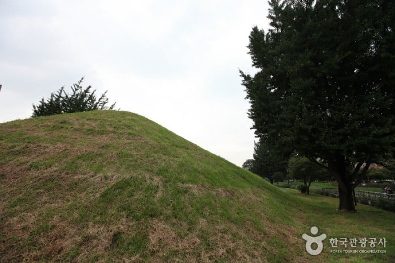 Pungnaptoseong Fortress  (3/11)