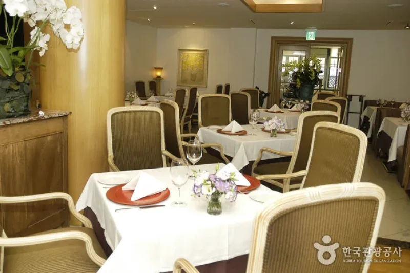 La Cucina (라쿠치나)