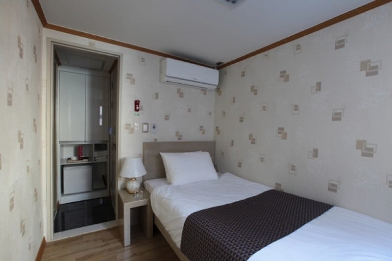 Daewoo Inn Hotel  (8/11)