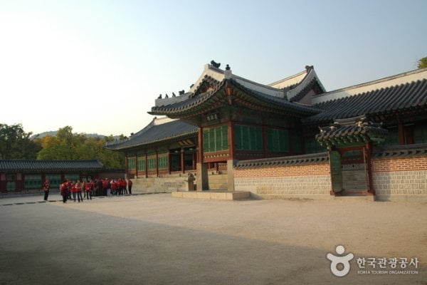 Gyeongbokgung Palace Jagyeongjeon Tea Ceremony