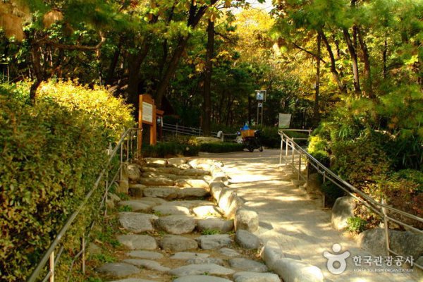 Cheongdam Park