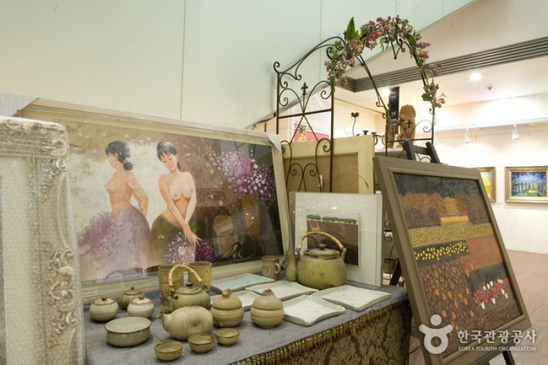 Blooming Gallery  (4/10)
