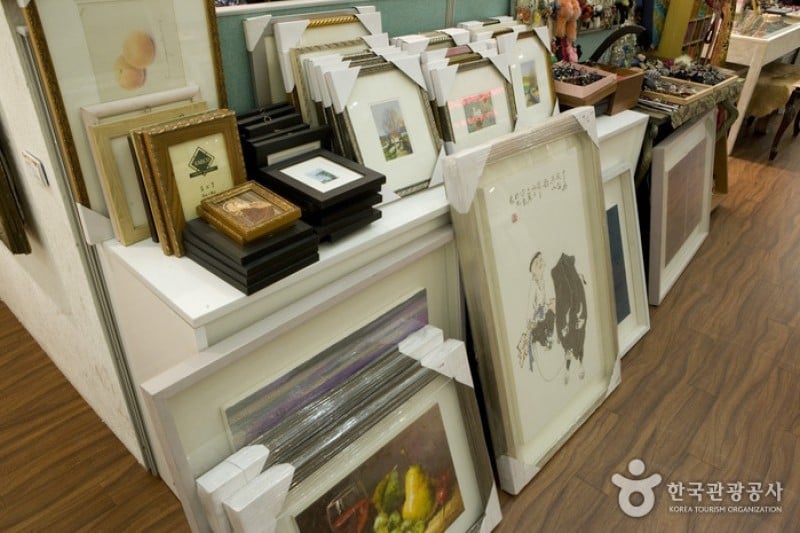 Blooming Gallery  (7/10)
