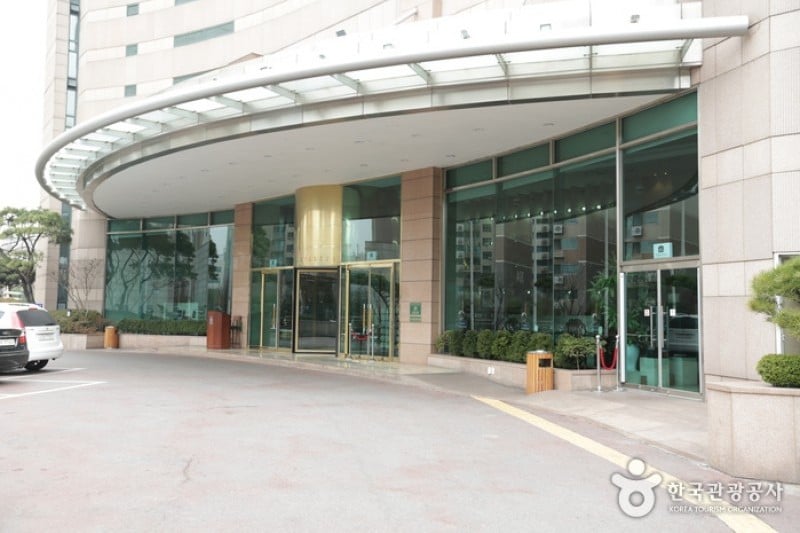 BEST WESTERN Niagara Hotel  (2/4)