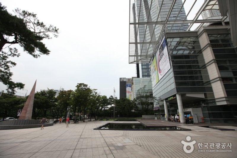 Naru Culture &amp; Arts Center (나루아트센터) (27/27)
